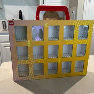 Lego minifigures carrying case